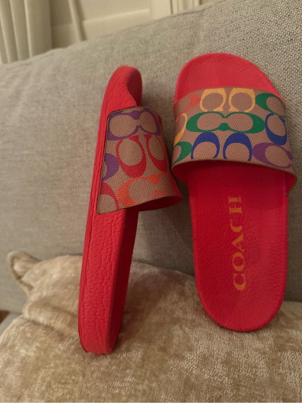 Coach unisex Rainbow Signature Slide Sandals with Red Footbed - Picture 4 of 8